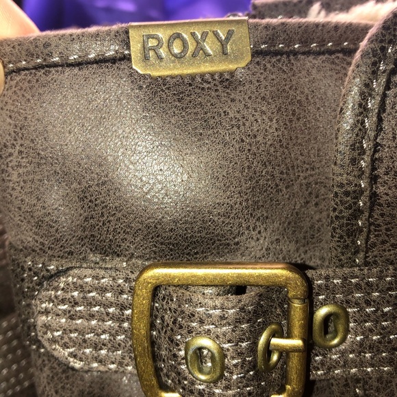 Women shoes - Picture 3 of 3